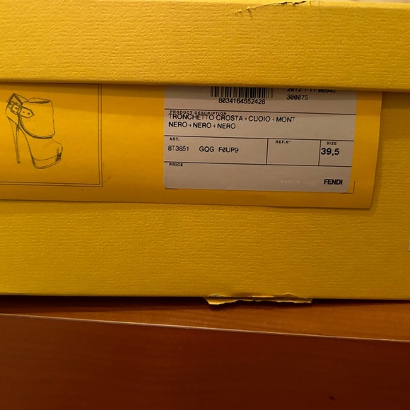 Fendi FF Black Fendista Shearling Fur Suede Buckled Platform Ankle Boot 39.5 - Picture 4 of 4